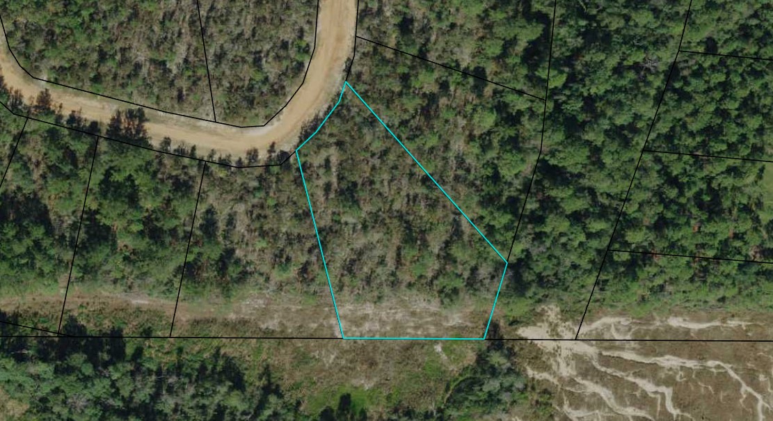 Lot For Sale Compass Lake Hills Jackson FL 1.650 acres, Camping